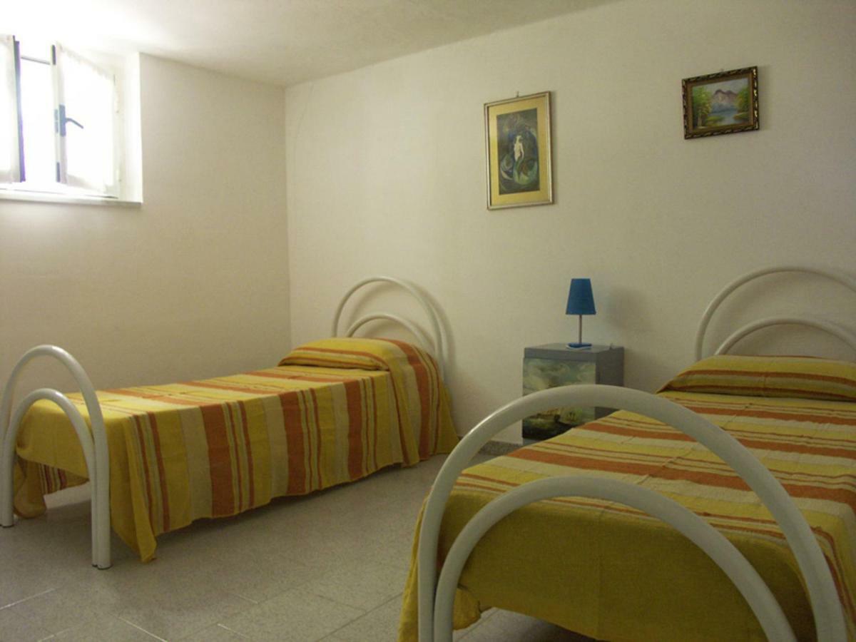Locanda Del Pescatore Apartment Palmadula Bagian luar foto