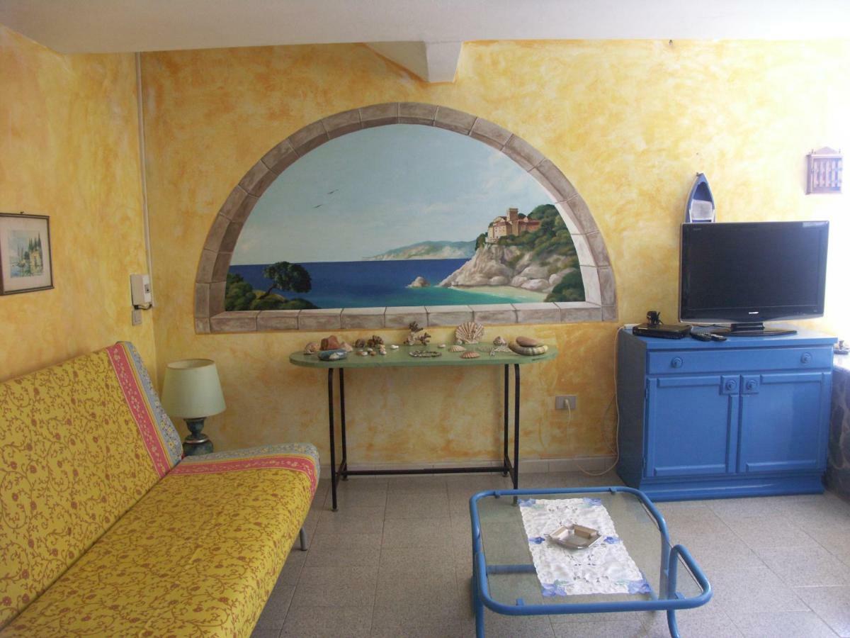 Locanda Del Pescatore Apartment Palmadula Bagian luar foto